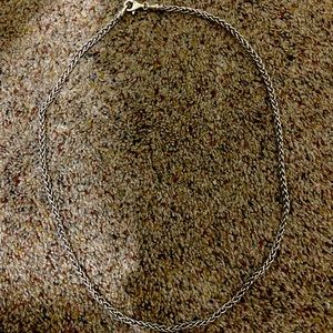 20 inch silver chain.